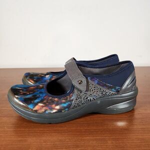 Bzees Ladies 10 Reign Slip-on Hook Loop Strap Mary Jane Multicolored Loafers